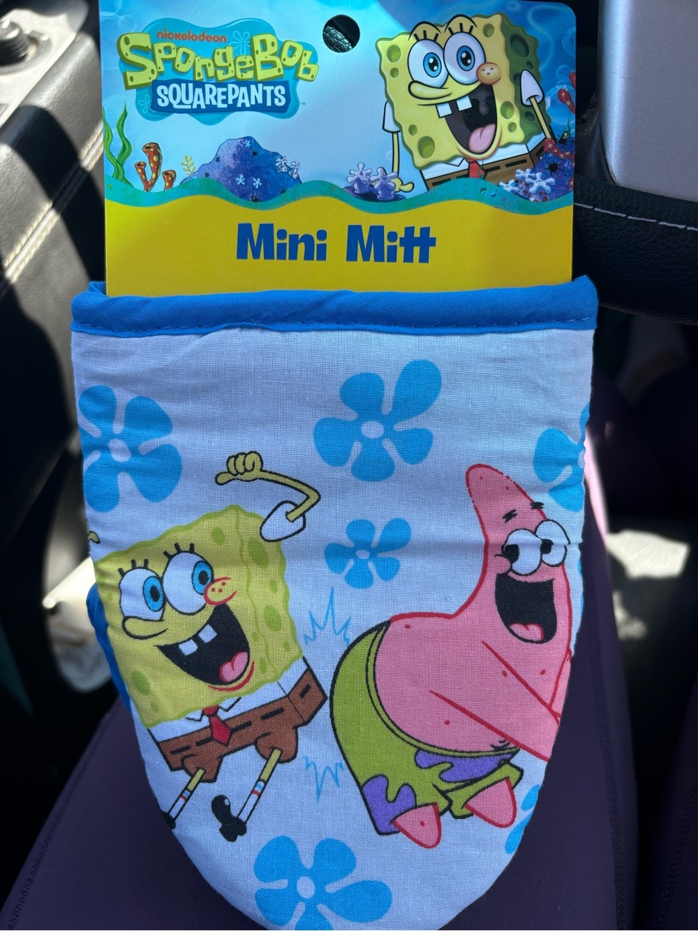 SpongeBob SquarePants mini oven mitt